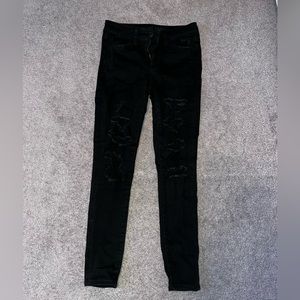 Black American Eagle jegging jeans.